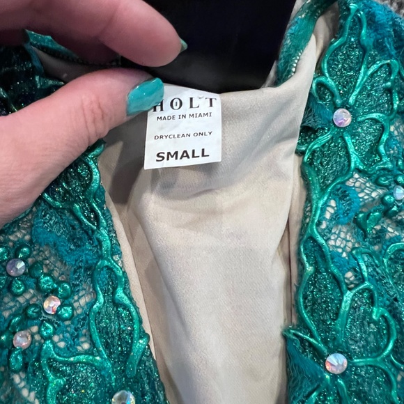 Dress - Picture 2 of 2